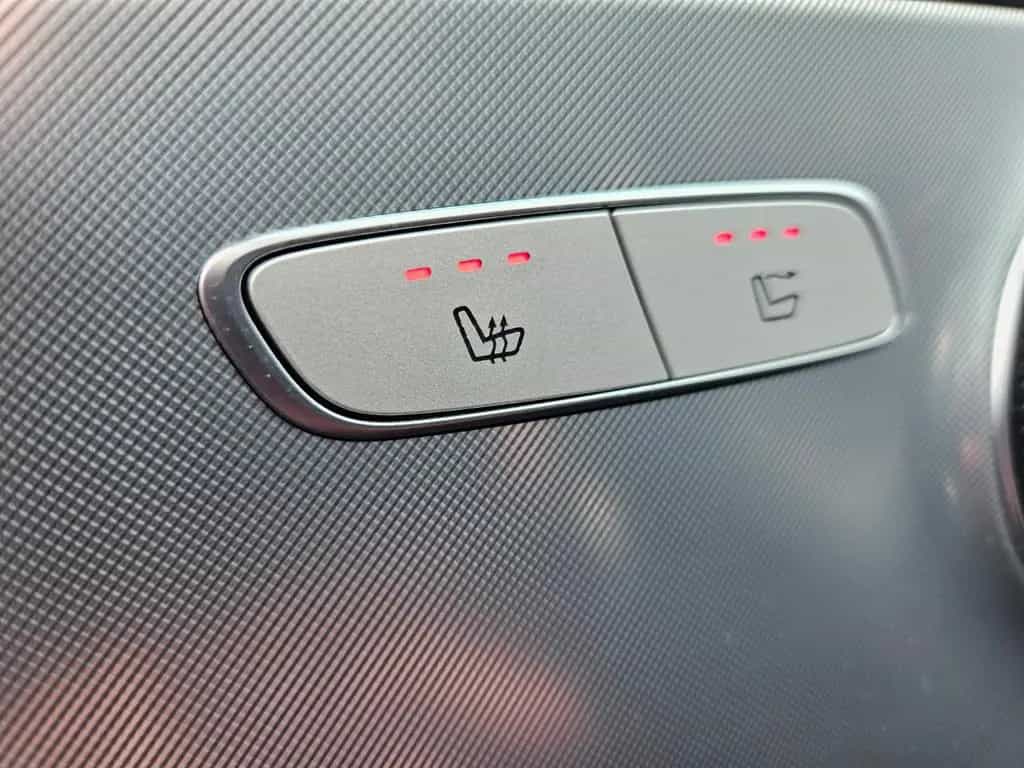 Mercedes-Benz E 200 Cabrio+AMG Line+Airscarf+R Kam+Leder 05/2018-photo-30