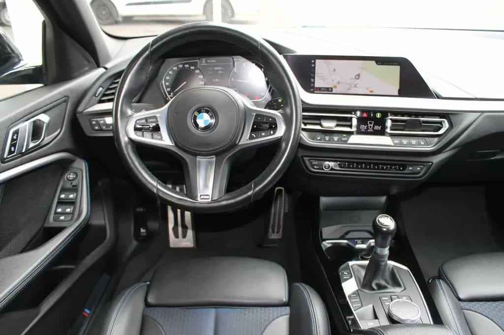 BMW 1 Series 118i Lim. M- Sport NAVI, LED, PDC, AHK 10/2019-photo-10