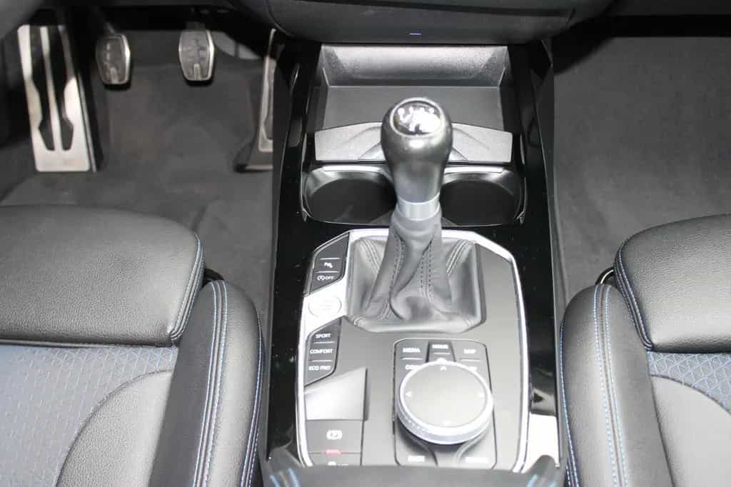 BMW 1 Series 118i Lim. M- Sport NAVI, LED, PDC, AHK 10/2019-photo-14