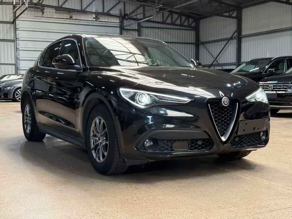 Alfa Romeo Stelvio Super 2WD 04/2018-photo-0