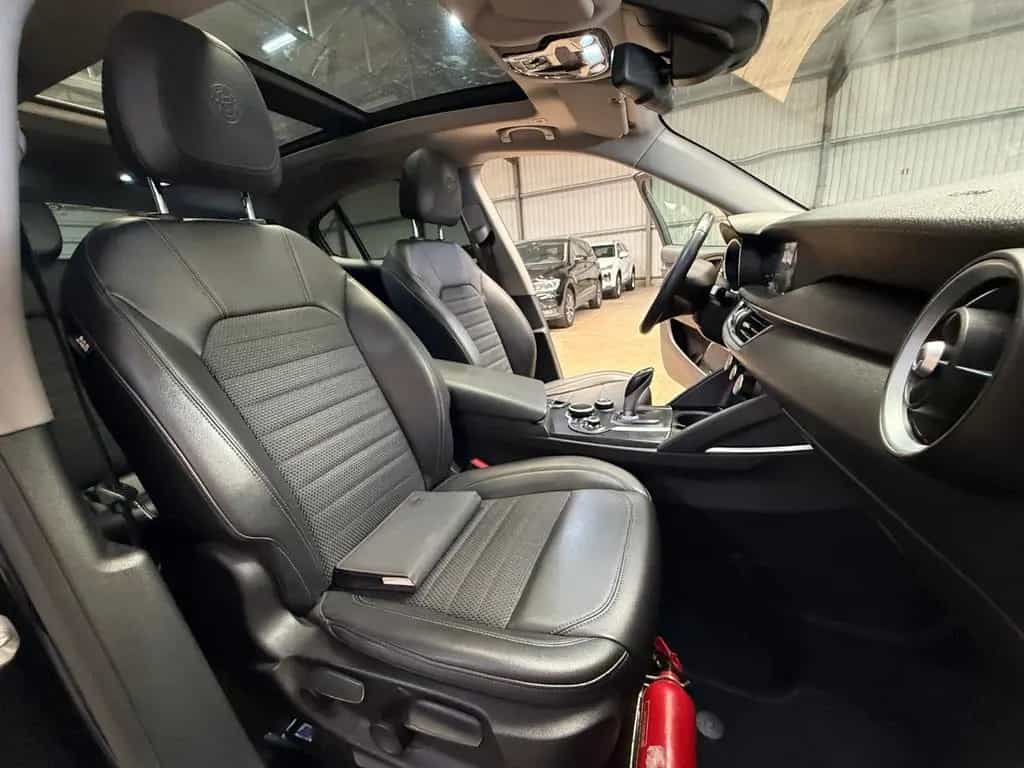 Alfa Romeo Stelvio Super 2WD 04/2018-photo-12