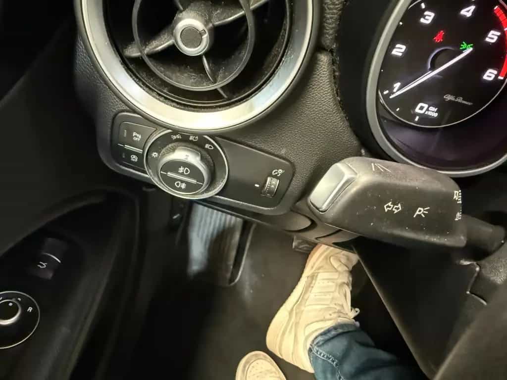 Alfa Romeo Stelvio Super 2WD 04/2018-photo-16
