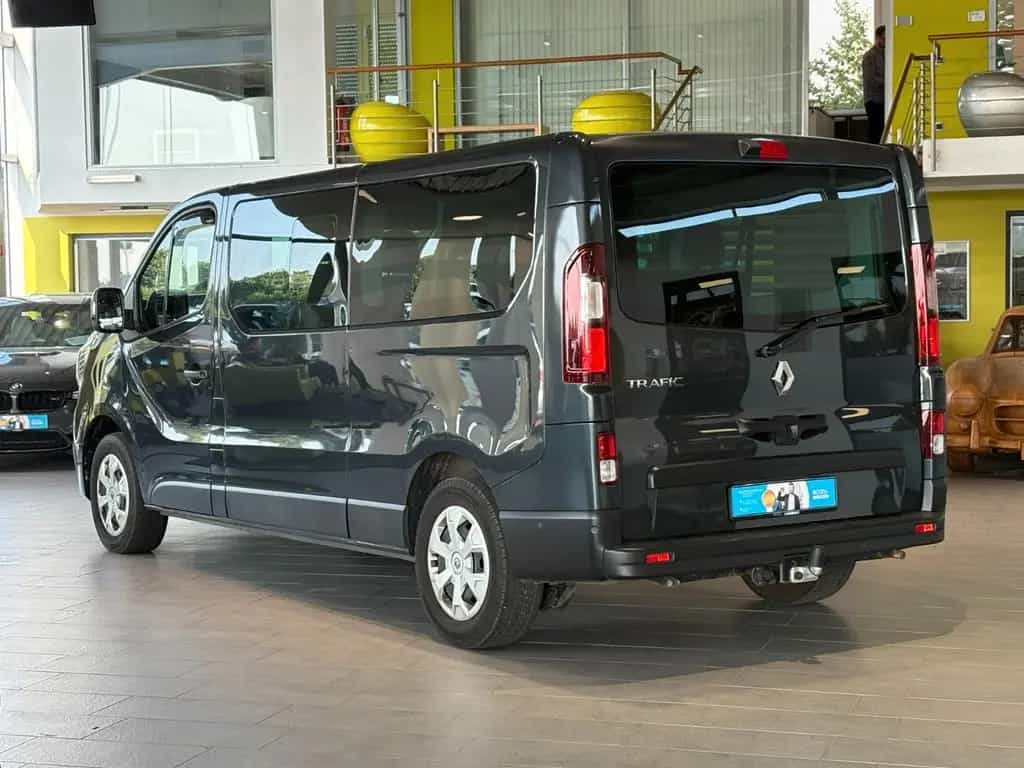 Renault Trafic AHK*Touch*StHZ* inkl. 1 Jahr Garantie 12/2022-photo-2
