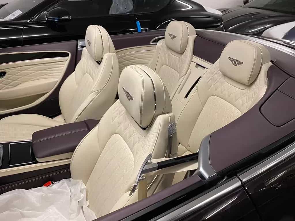 Bentley Continental GTC AZURE V8 STOCK - MY 2024 01/2024-photo-3