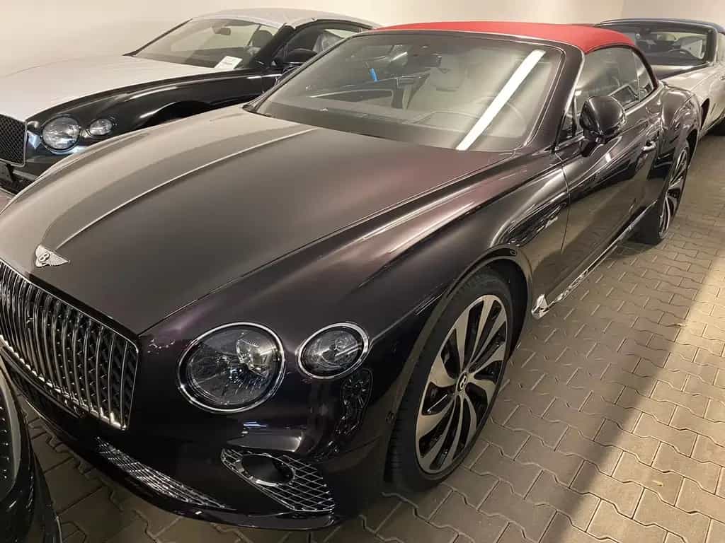 Bentley Continental GTC AZURE V8 STOCK - MY 2024 01/2024-photo-4