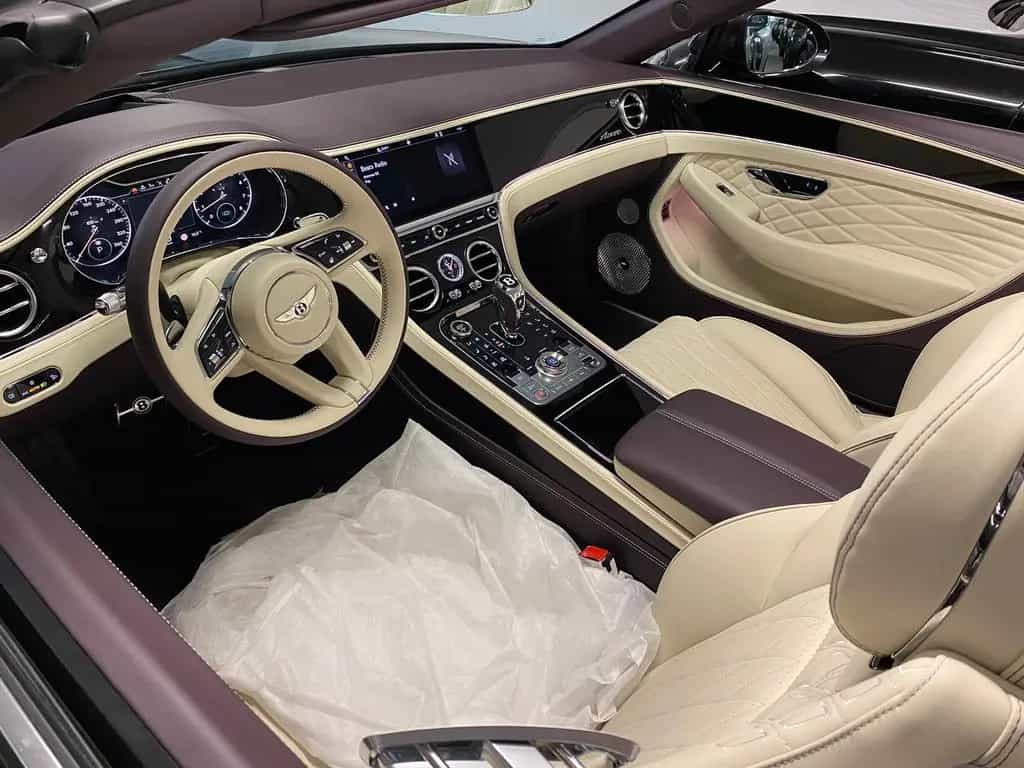 Bentley Continental GTC AZURE V8 STOCK - MY 2024 01/2024-photo-7