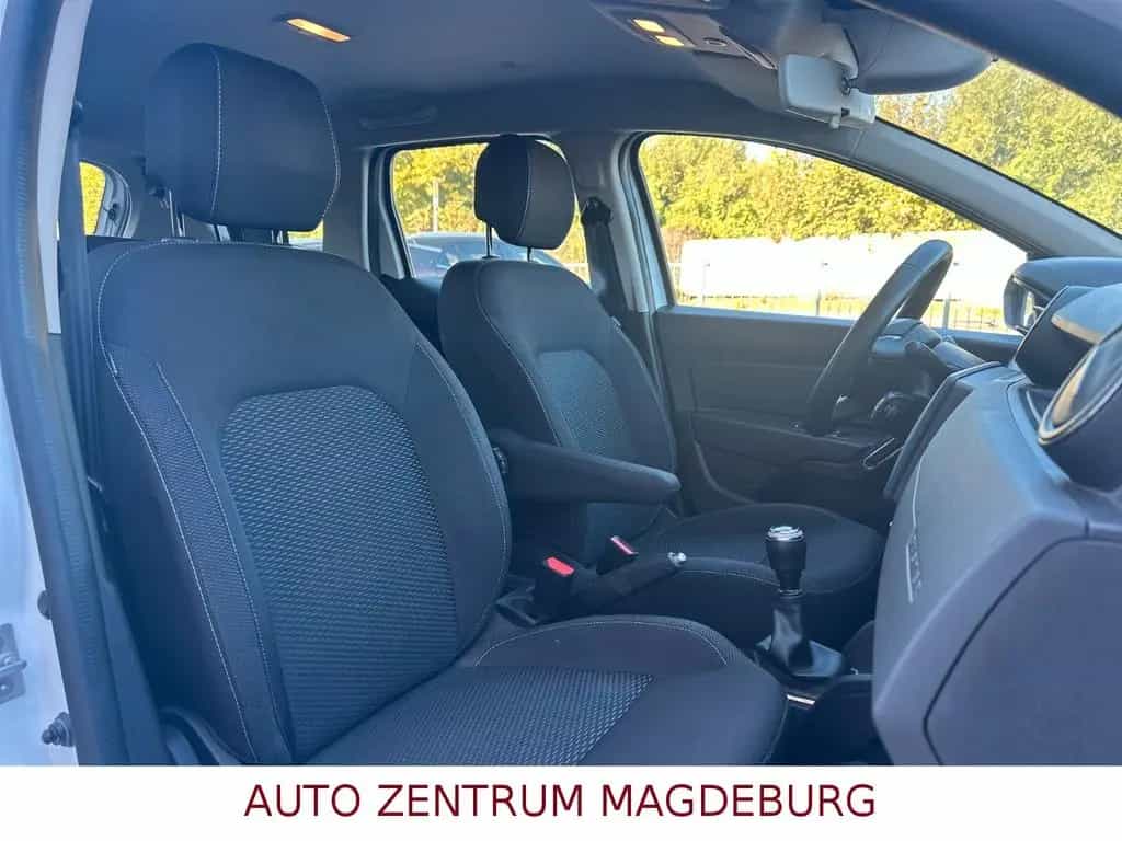 Dacia Duster II Comfort 1,6i KLIMA,TEMPO,DAB,PDC 12/2018-photo-16