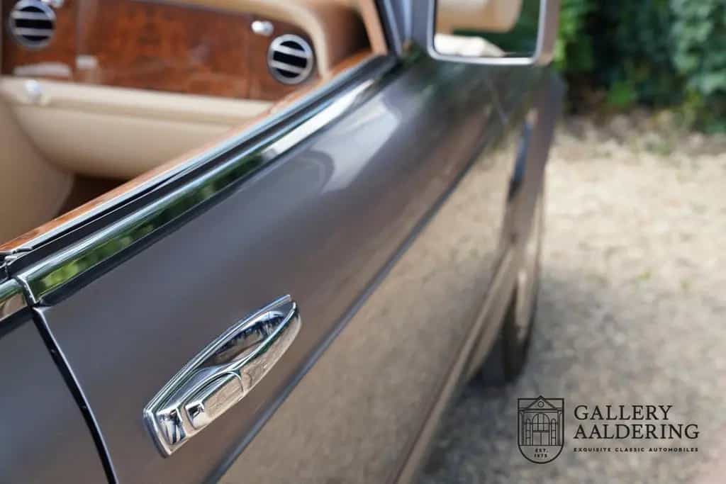 Bentley Azure Convertible "Symbolic Edition" "Symbolic E 08/2000-photo-17