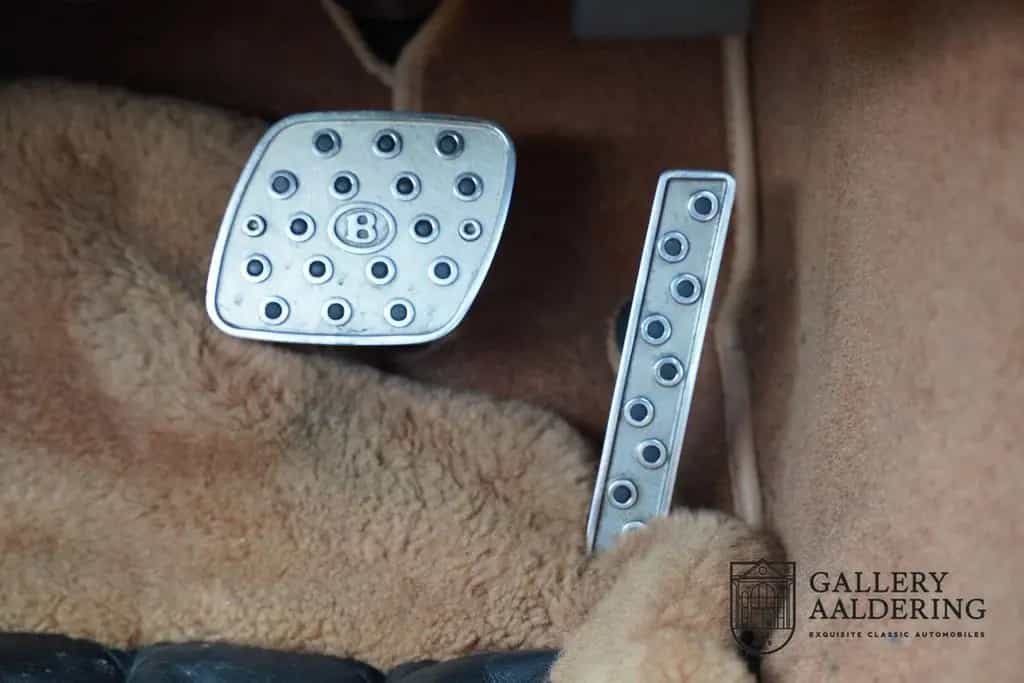 Bentley Azure Convertible "Symbolic Edition" "Symbolic E 08/2000-photo-27