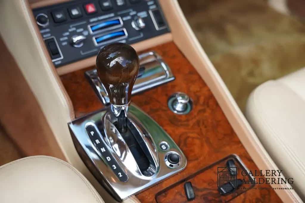 Bentley Azure Convertible "Symbolic Edition" "Symbolic E 08/2000-photo-31