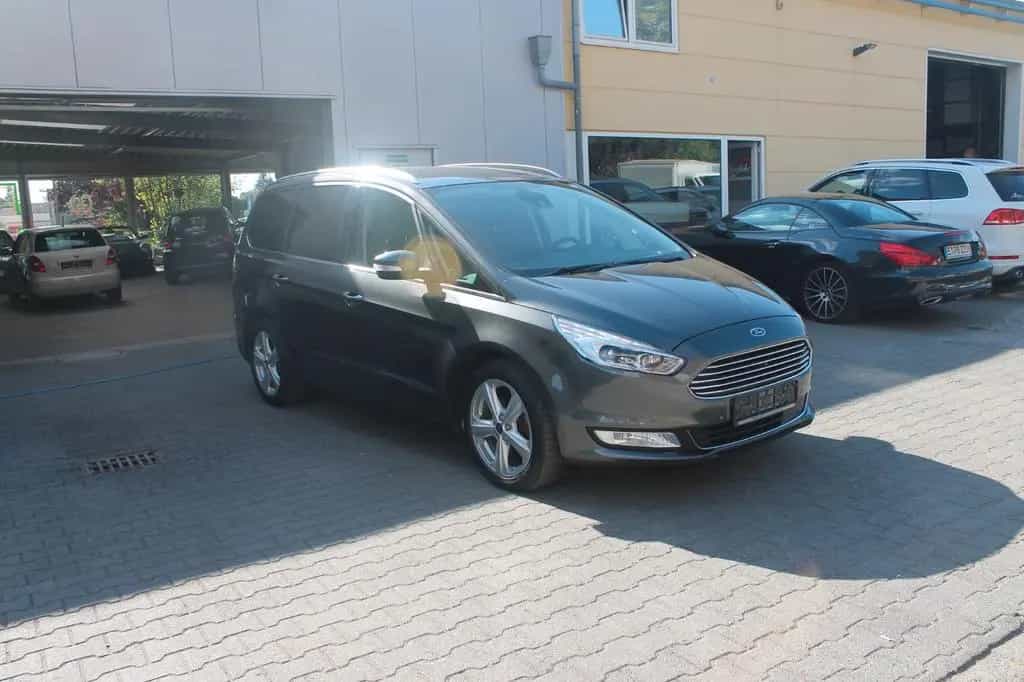 Ford Galaxy 2,0 TDCi Bi-Turbo Titanium Aut*LED*7-Sitz 07/2017-photo-28