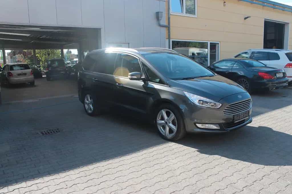 Ford Galaxy 2,0 TDCi Bi-Turbo Titanium Aut*LED*7-Sitz 07/2017-photo-29