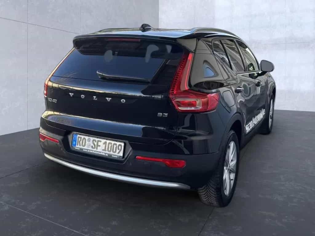 Volvo XC40 XC 40 Core 2WD Bluetooth Navi LED Klima 12/2023-photo-3