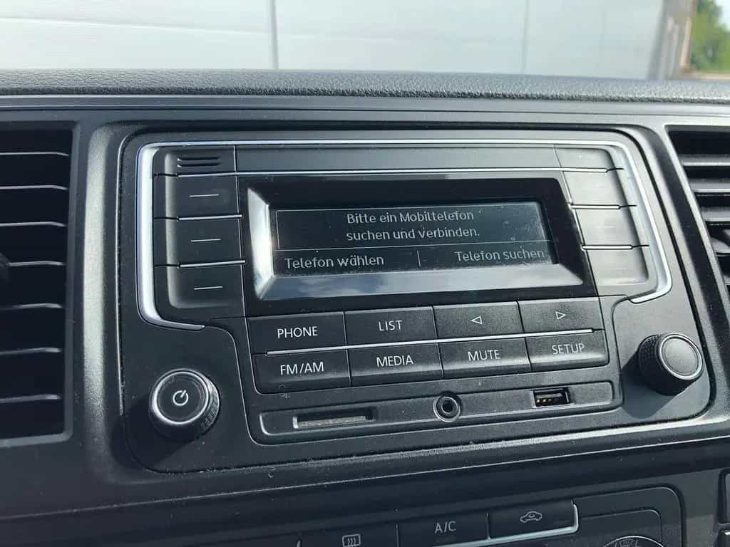 Volkswagen T6 Transporter 2.0 TDI Kombi lang 9-SITZE TEMP 07/2018-photo-32