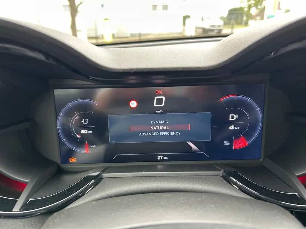 Alfa Romeo Junior Ibrida 1.2 VGT 48V-Hybrid Speciale 07/2025-photo-28