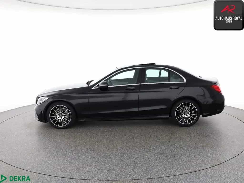 Mercedes-Benz C-Class 300 d AMG KAMERA,BURMESTER,PANO,CARPLAY,AHK,SH 02/2019-photo-0