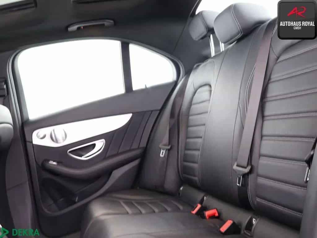 Mercedes-Benz C-Class 300 d AMG KAMERA,BURMESTER,PANO,CARPLAY,AHK,SH 02/2019-photo-10