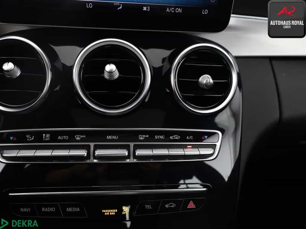 Mercedes-Benz C-Class 300 d AMG KAMERA,BURMESTER,PANO,CARPLAY,AHK,SH 02/2019-photo-18