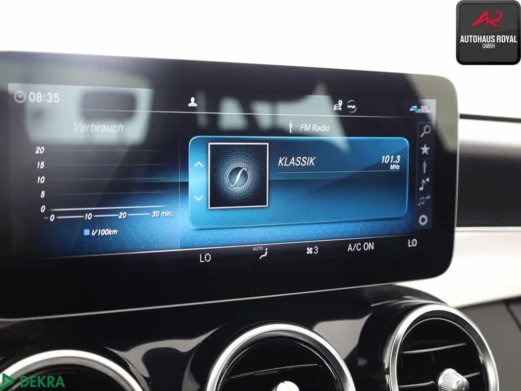 Mercedes-Benz C-Class 300 d AMG KAMERA,BURMESTER,PANO,CARPLAY,AHK,SH 02/2019-photo-19