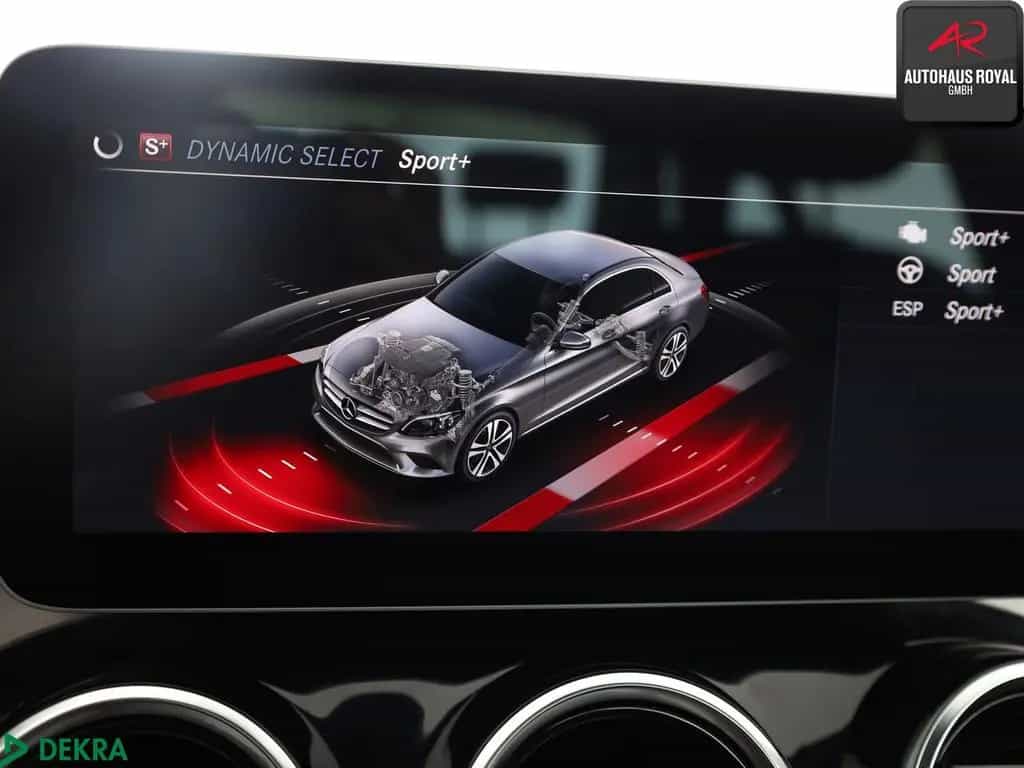 Mercedes-Benz C-Class 300 d AMG KAMERA,BURMESTER,PANO,CARPLAY,AHK,SH 02/2019-photo-21