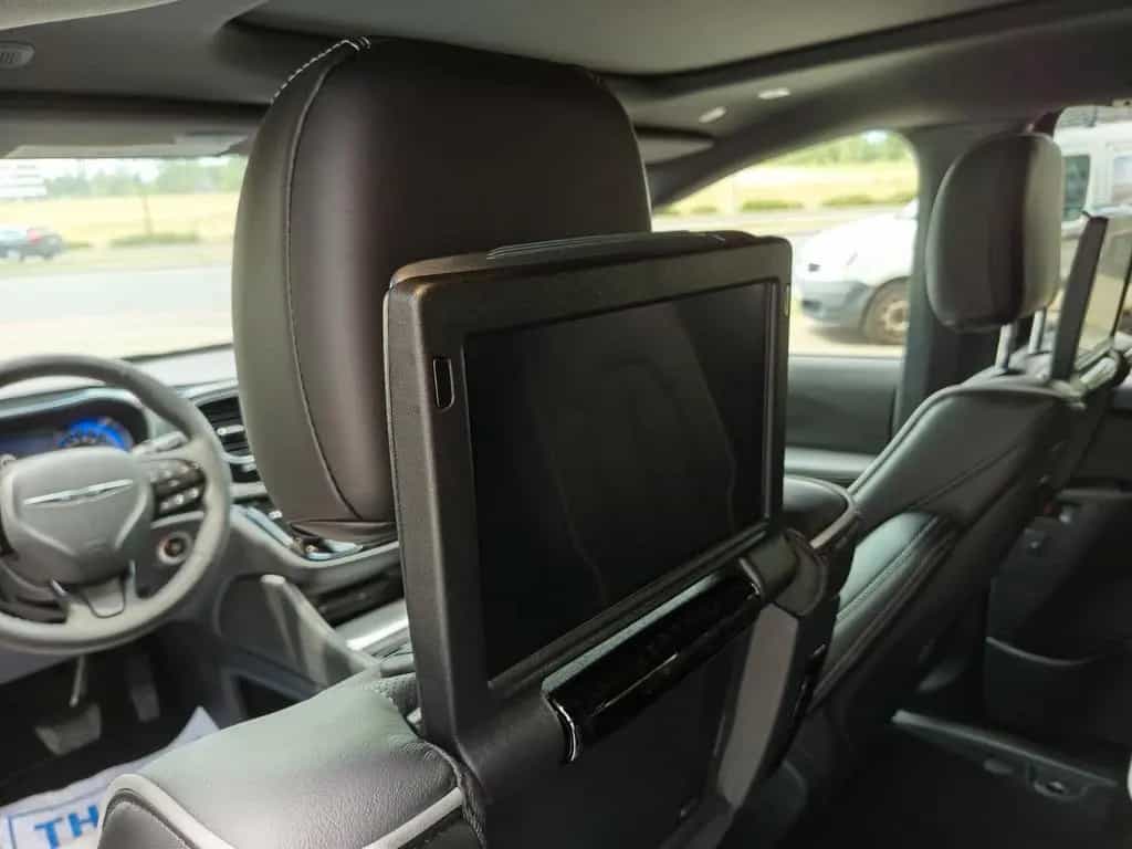 Chrysler Pacifica Limited 2025 AWD S Paket null-photo-10
