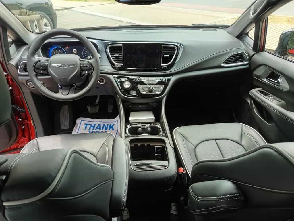 Chrysler Pacifica Limited 2025 AWD S Paket null-photo-11