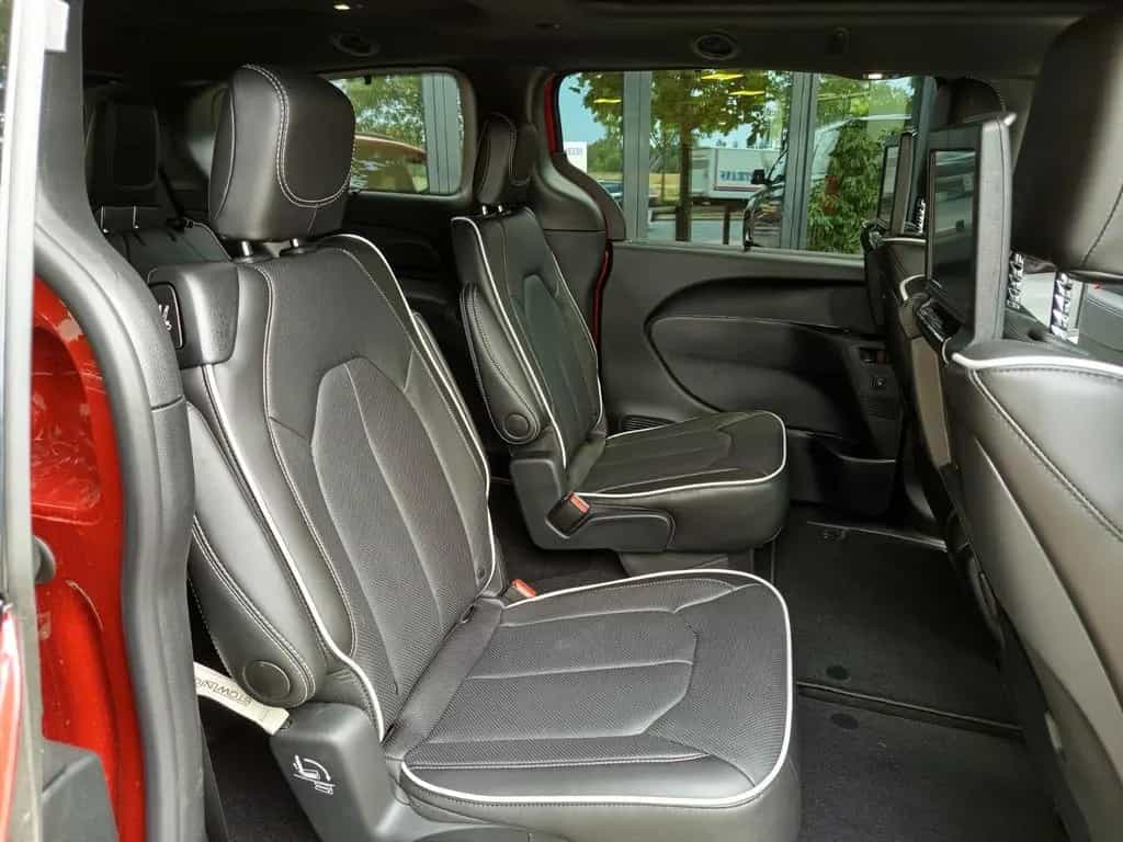 Chrysler Pacifica Limited 2025 AWD S Paket null-photo-14