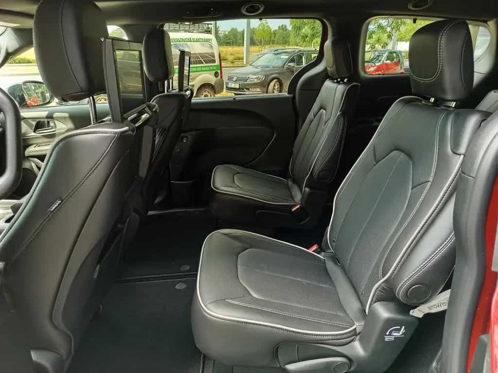 Chrysler Pacifica Limited 2025 AWD S Paket null-photo-9