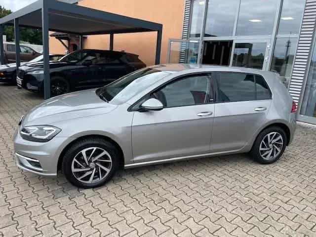 Volkswagen Golf VII Lim. Sound Start-Stopp 10/2017-photo-24