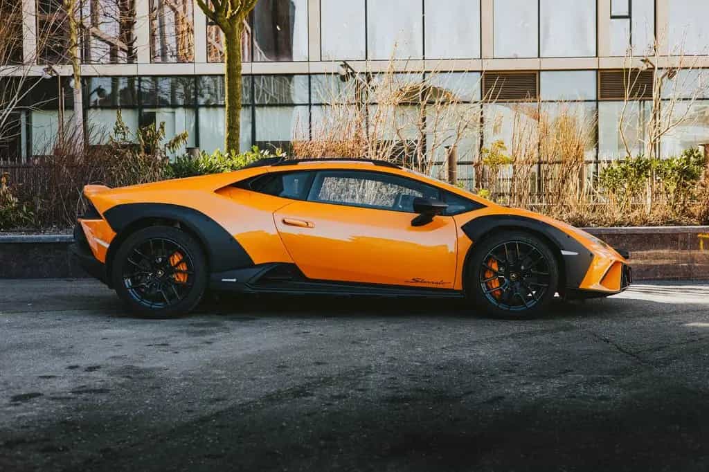 Lamborghini Huracán Sterrato 08/2024-photo-11