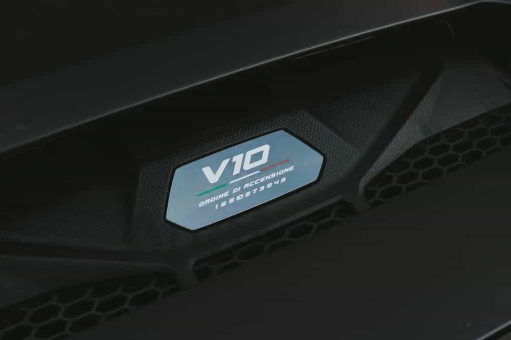 Lamborghini Huracán Sterrato 08/2024-photo-15