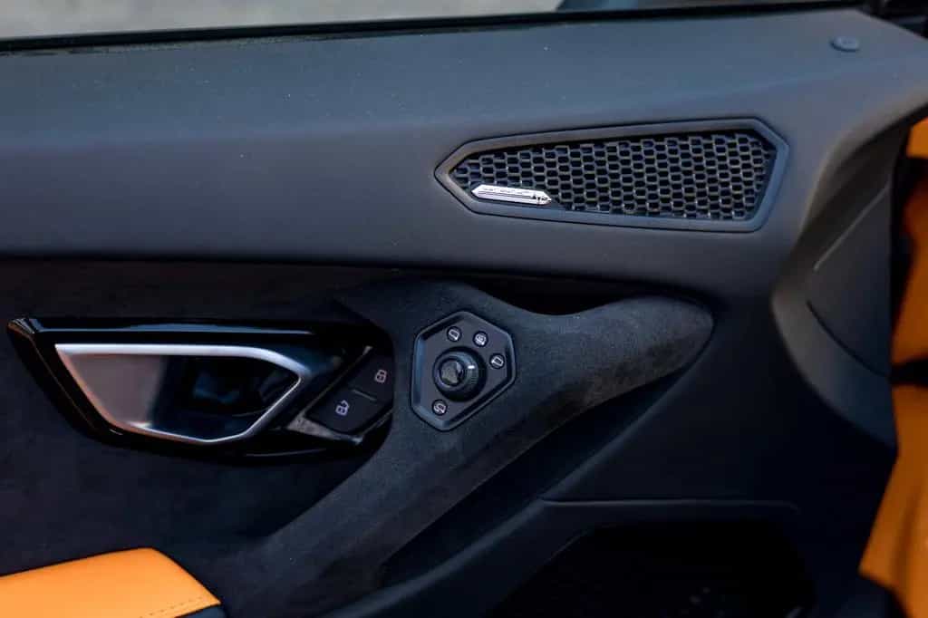 Lamborghini Huracán Sterrato 08/2024-photo-19