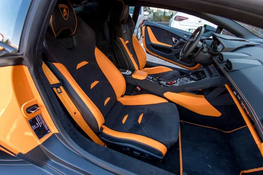 Lamborghini Huracán Sterrato 08/2024-photo-37