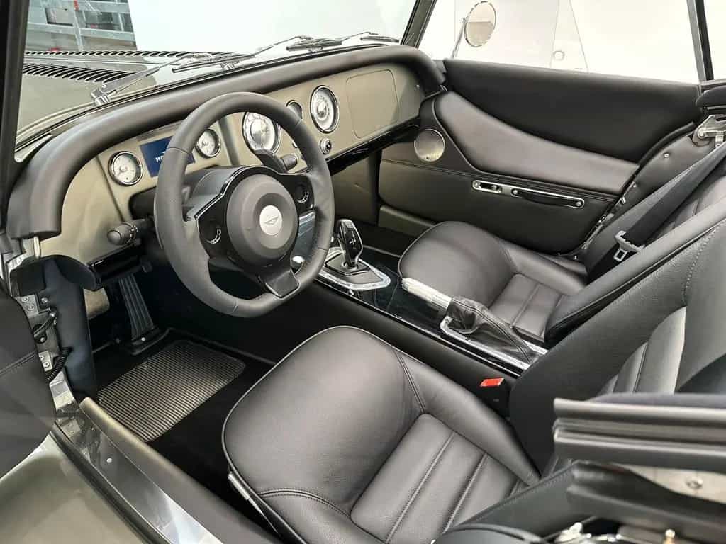 Morgan Plus 4 / Driving Package / Sennheiser Sound null-photo-9
