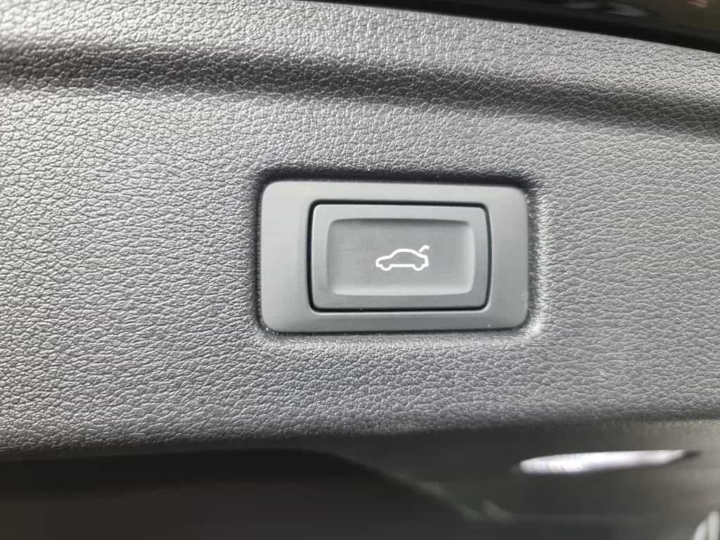 Audi A5 35 TFSI DSG LED SHZ Navi Leder Tempomat 11/2019-photo-19