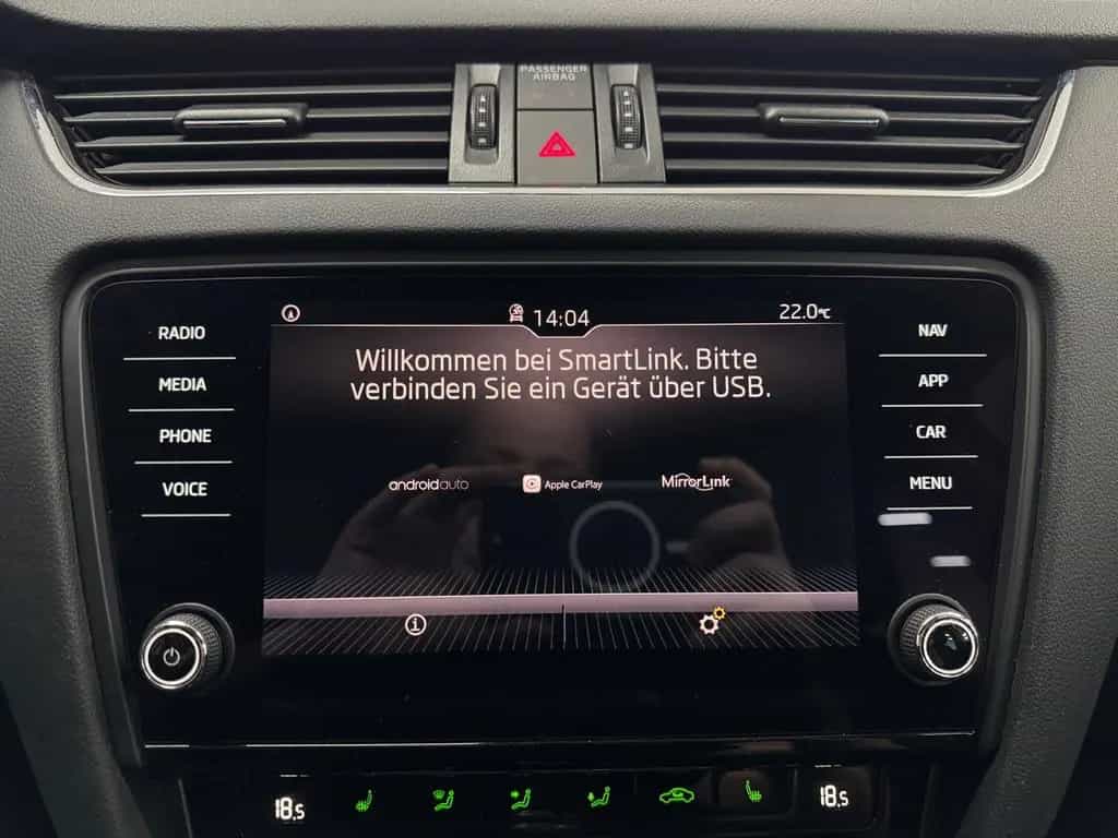 Skoda Octavia Combi Drive NAVI/CARPLAY/AHK/U-FREI! 08/2017-photo-13