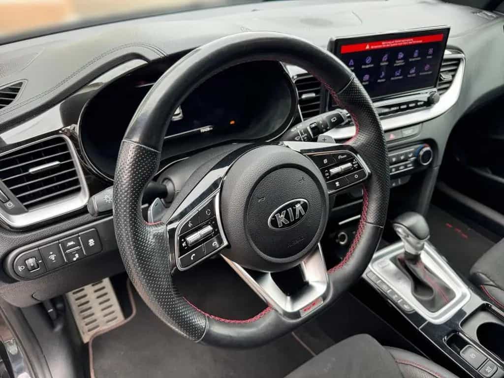 Kia Ceed 1.6T-GDI GT Komfort/Navi/JBL/LED Bluetooth 09/2021-photo-16