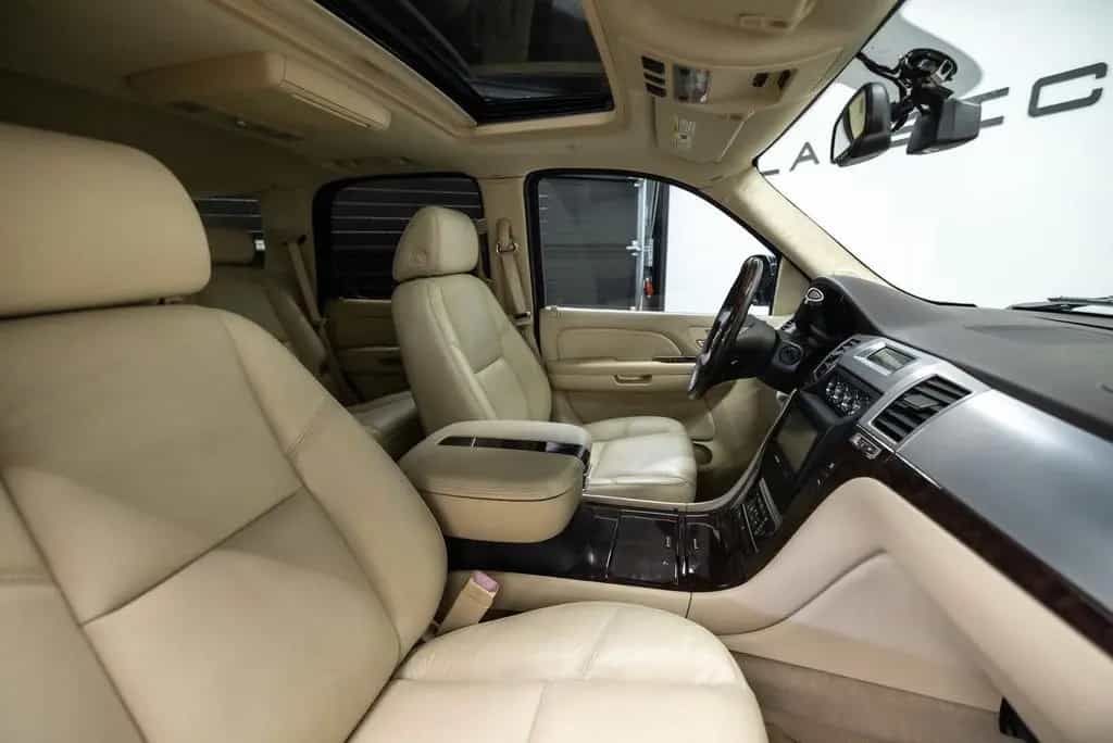 Cadillac Escalade 6.2 V8 Sport Luxury Btw auto, Fiscale w 02/2009-photo-1