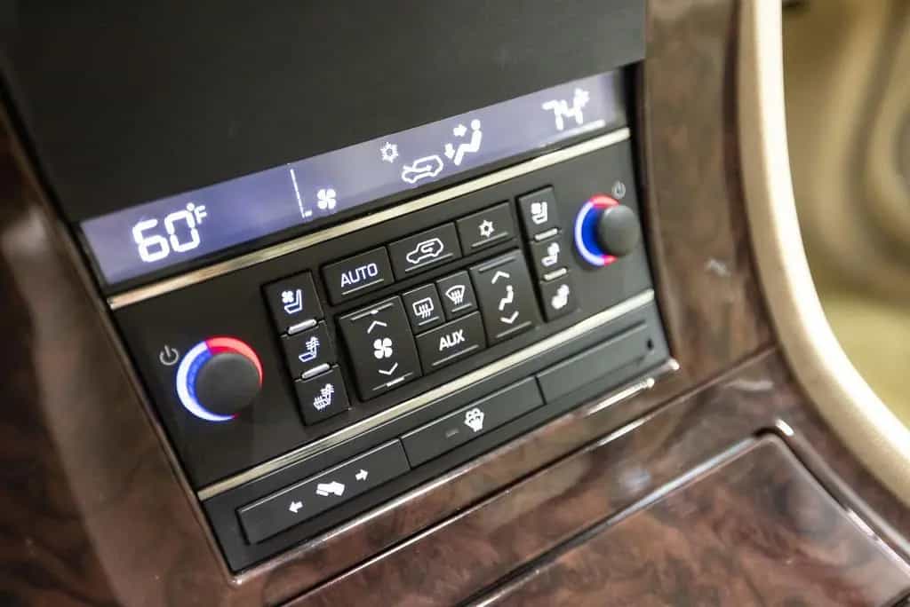 Cadillac Escalade 6.2 V8 Sport Luxury Btw auto, Fiscale w 02/2009-photo-21