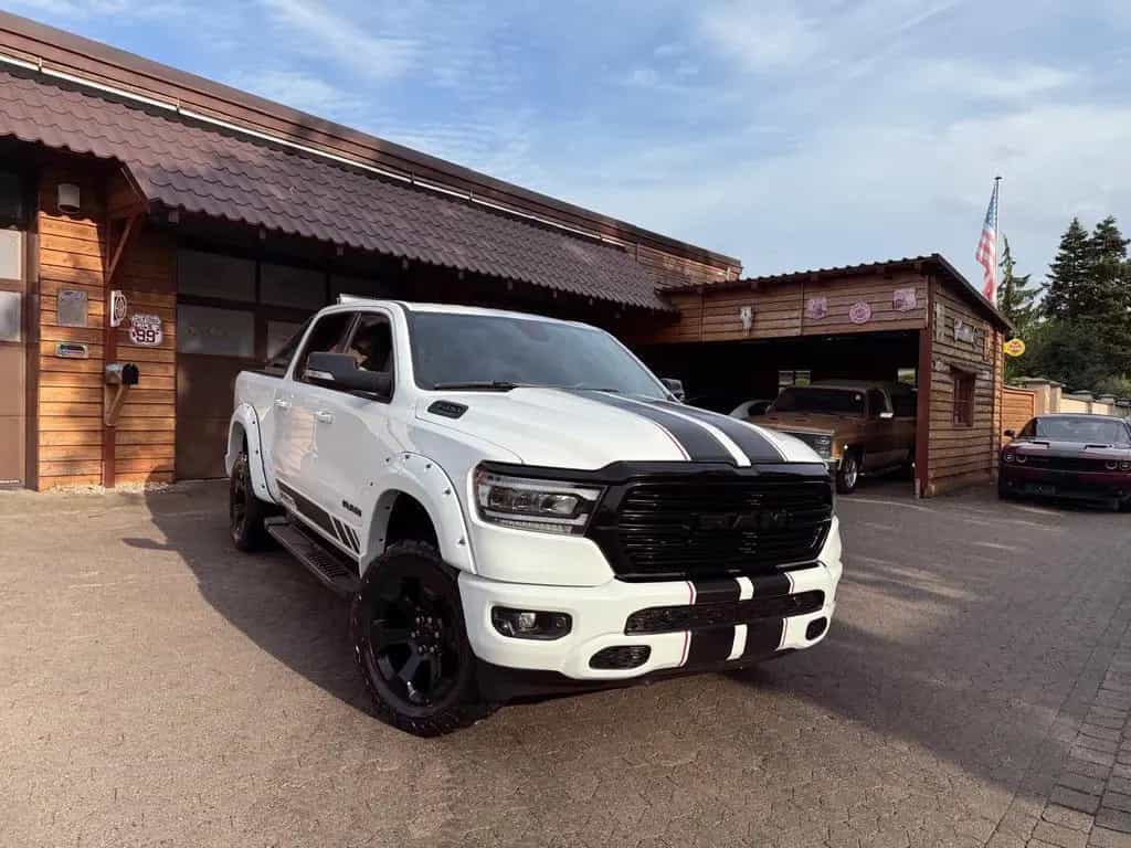 Dodge RAM V8*OFFROAD*LIFT*BÜGEL+LED*4X4*NAVI*AHK*GARANTIE* 07/2023-photo-11