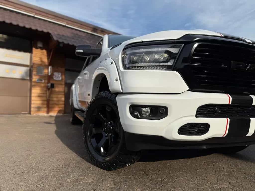 Dodge RAM V8*OFFROAD*LIFT*BÜGEL+LED*4X4*NAVI*AHK*GARANTIE* 07/2023-photo-14