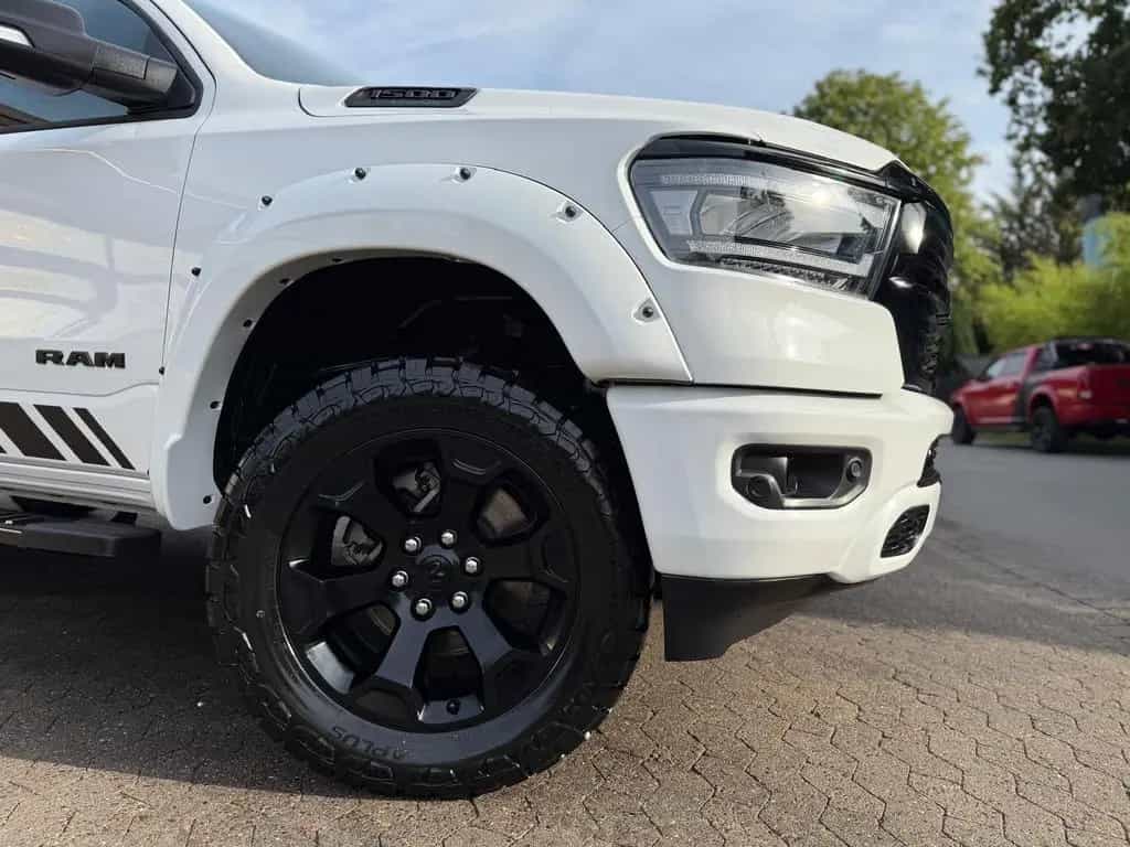 Dodge RAM V8*OFFROAD*LIFT*BÜGEL+LED*4X4*NAVI*AHK*GARANTIE* 07/2023-photo-15