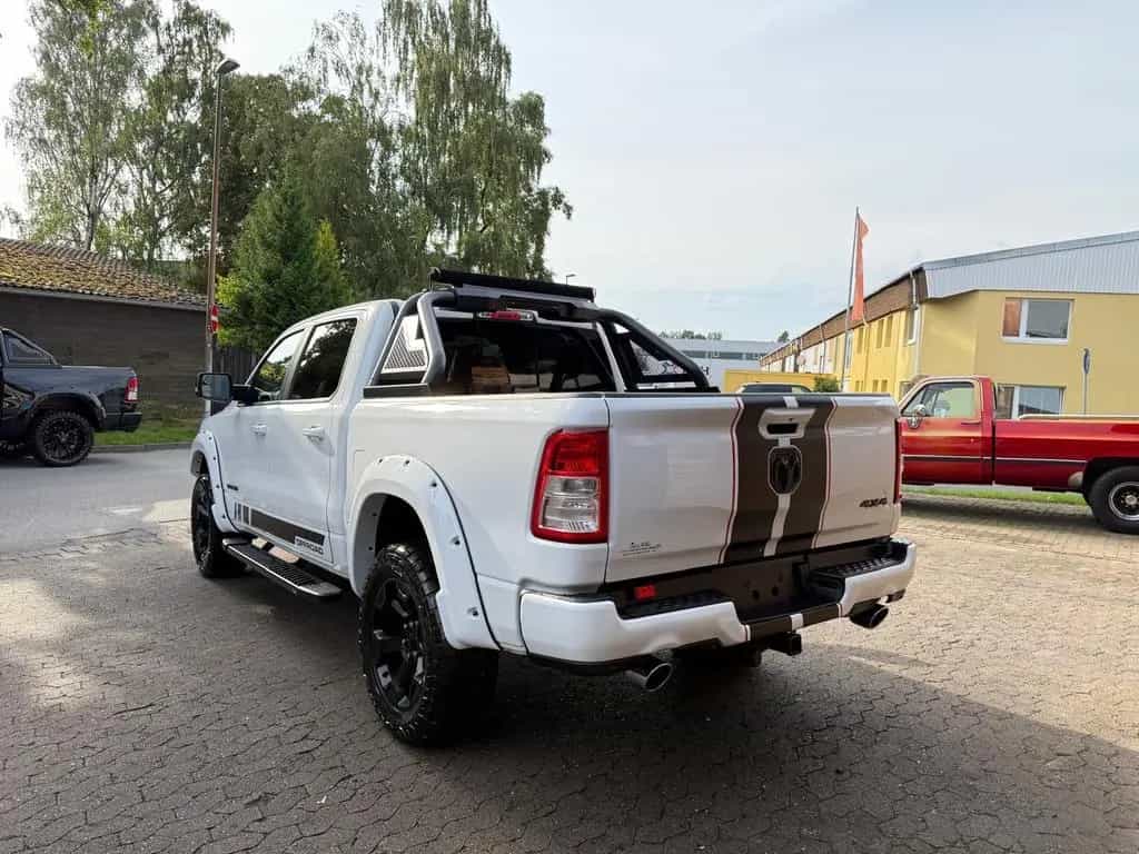 Dodge RAM V8*OFFROAD*LIFT*BÜGEL+LED*4X4*NAVI*AHK*GARANTIE* 07/2023-photo-24