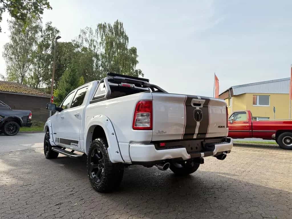 Dodge RAM V8*OFFROAD*LIFT*BÜGEL+LED*4X4*NAVI*AHK*GARANTIE* 07/2023-photo-25