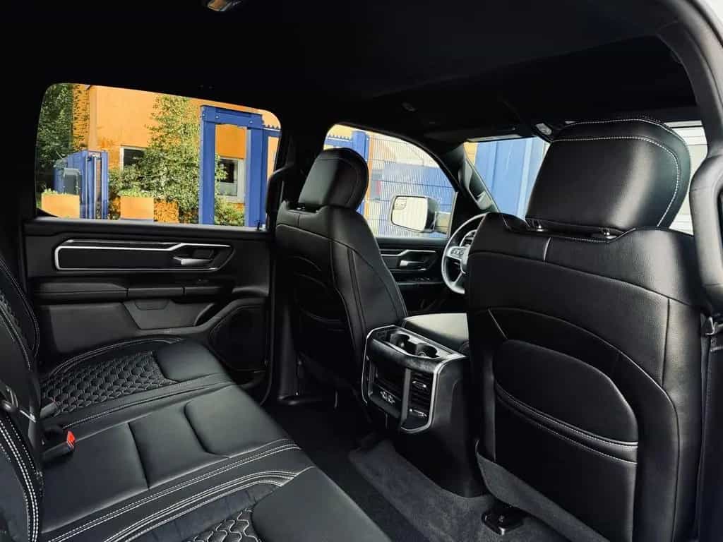 Dodge RAM V8*OFFROAD*LIFT*BÜGEL+LED*4X4*NAVI*AHK*GARANTIE* 07/2023-photo-40