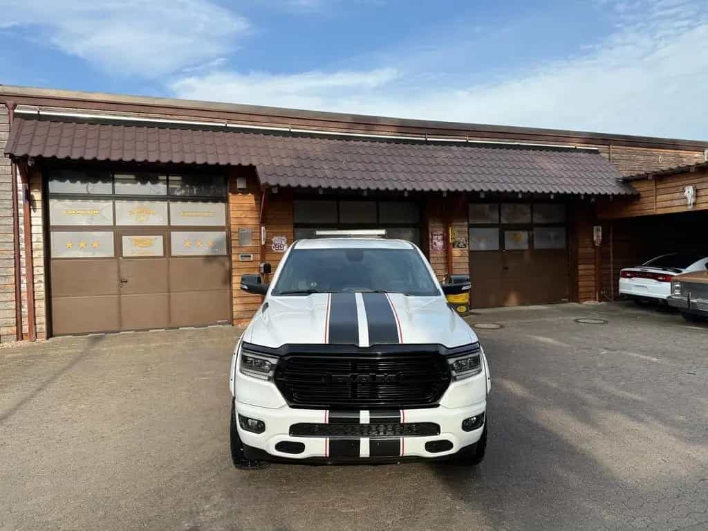 Dodge RAM V8*OFFROAD*LIFT*BÜGEL+LED*4X4*NAVI*AHK*GARANTIE* 07/2023-photo-6