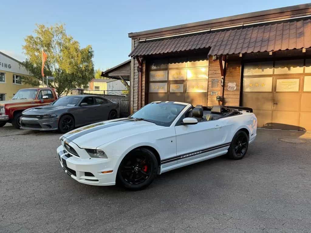 Ford Mustang V6 3,7"CABRIO"LEDER"PREMIUM"XENON"GARANTIE 12/2014-photo-0