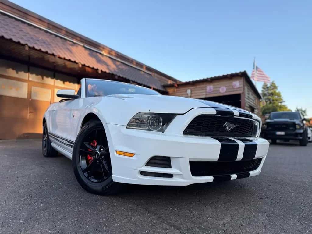 Ford Mustang V6 3,7"CABRIO"LEDER"PREMIUM"XENON"GARANTIE 12/2014-photo-13