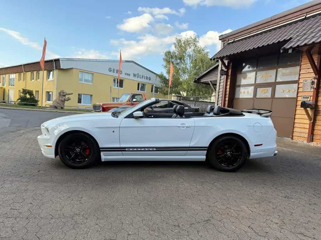 Ford Mustang V6 3,7"CABRIO"LEDER"PREMIUM"XENON"GARANTIE 12/2014-photo-28