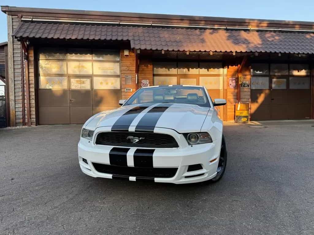 Ford Mustang V6 3,7"CABRIO"LEDER"PREMIUM"XENON"GARANTIE 12/2014-photo-3
